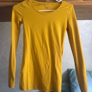 The brand is No Boundaries. It is an XS.